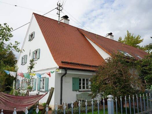 Einfamilienhaus zum Kauf 965.000 € 7 Zimmer 250 m² 1.950 m² Grundstück Bronnen Waal 86875