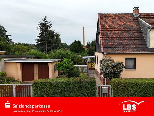 Doppelhaushälfte zum Kauf 55.000 € 3 Zimmer 90 m² 966 m² Grundstück Staßfurt Staßfurt 39418