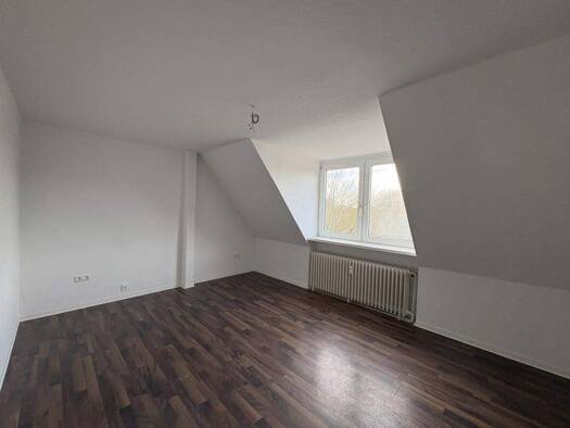 Wohnung zur Miete 399 € 3 Zimmer 55,6 m² 2. Geschoss frei ab 27.01.2026 Schillerstraße 140 Geestemünde Bremerhaven 27570