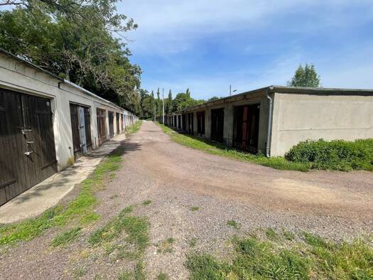 Garage zur Miete provisionsfrei 39 € Puschkinstr. Gröbzig Südliches Anhalt 06388