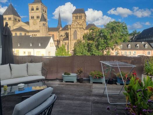 Maisonette zur Miete 1.080 € 2 Zimmer 90 m² Geschoss 3/4 frei ab sofort Innenstadt Trier 54290