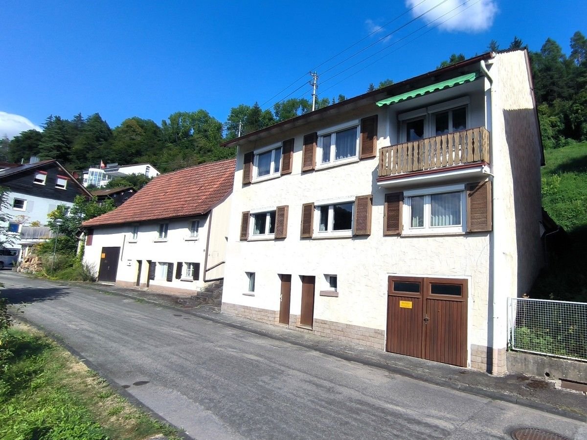 Einfamilienhaus zum Kauf 159.000 € 6 Zimmer 136 m²<br/>Wohnfläche 451 m²<br/>Grundstück Aistaig Oberndorf am Neckar 78727