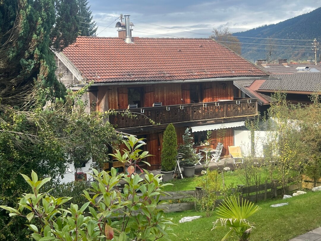 Einfamilienhaus zum Kauf 949.000 € 5 Zimmer 134 m²<br/>Wohnfläche 560 m²<br/>Grundstück Bad Wiessee Bad Wiessee 83707