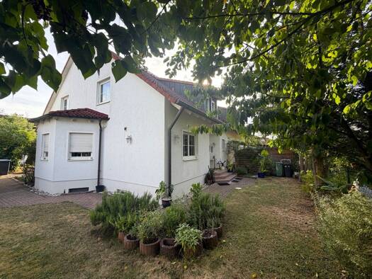 Doppelhaushälfte zum Kauf 599.000 € 5 Zimmer 138,2 m² 349 m² Grundstück Kersbach Forchheim / Kersbach 91301
