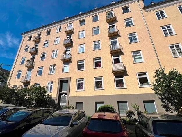 Wohnung zum Kauf 360.000 € 4 Zimmer 129,3 m² Geschoss 4/5 frei ab sofort West Kassel 34119