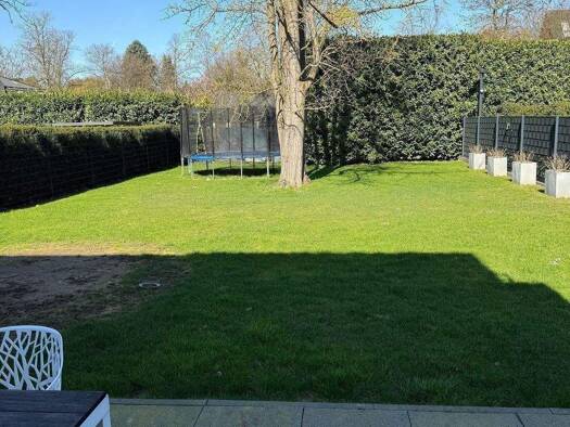 Doppelhaushälfte zur Miete 8.500 € 6 Zimmer 242 m² 680 m² Grundstück Büderich Meerbusch 40667