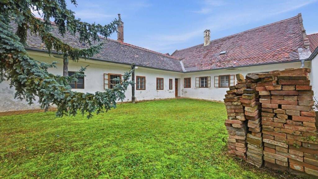 Einfamilienhaus zum Kauf 129.000 € 6,5 Zimmer 125 m² 1.033 m² Grundstück Eggendorf im Thale 2031