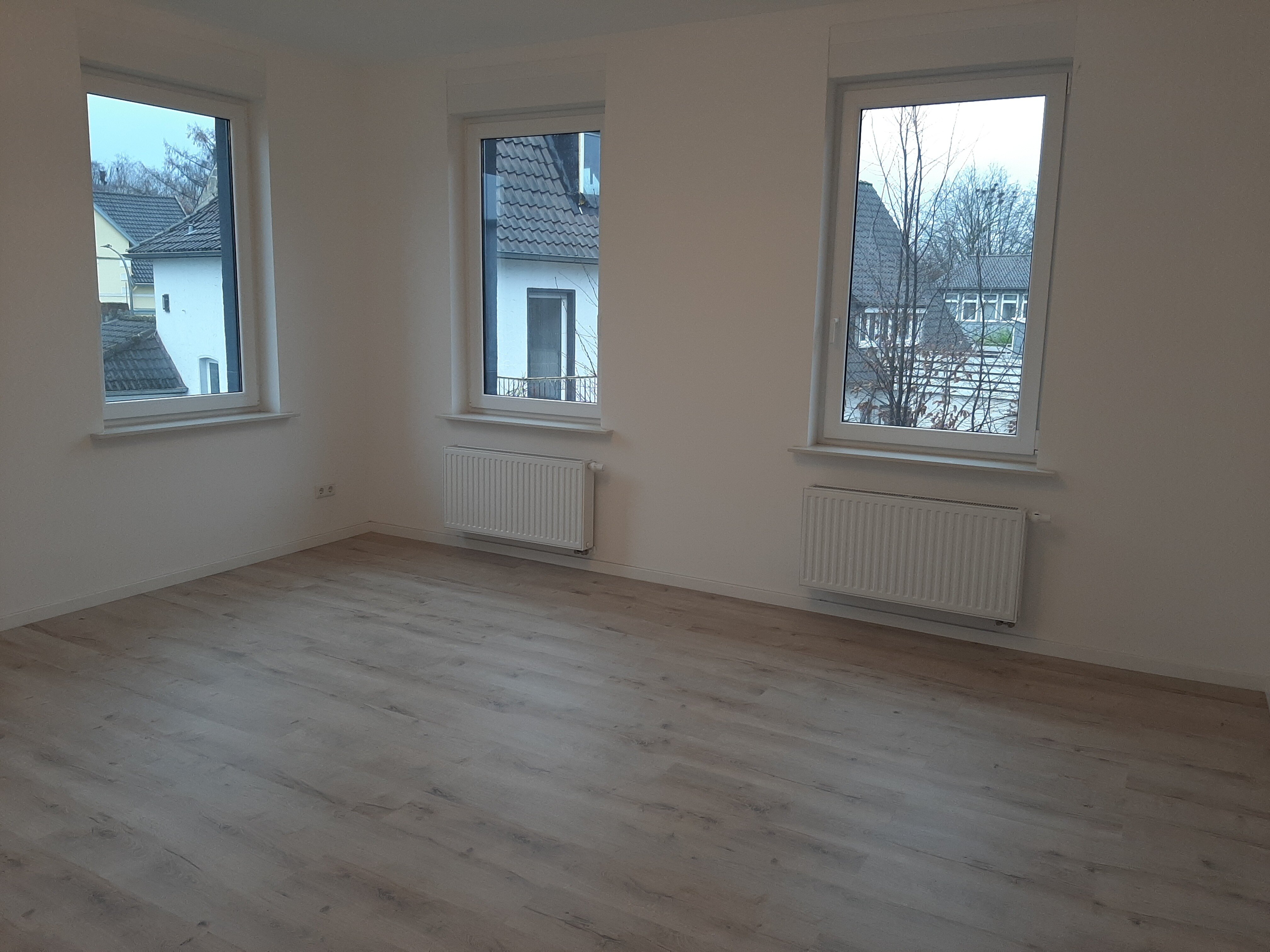 Studio zur Miete 700 € 3 Zimmer 76,7 m²<br/>Wohnfläche 1.<br/>Geschoss Schötmar Bad Salzuflen 32108