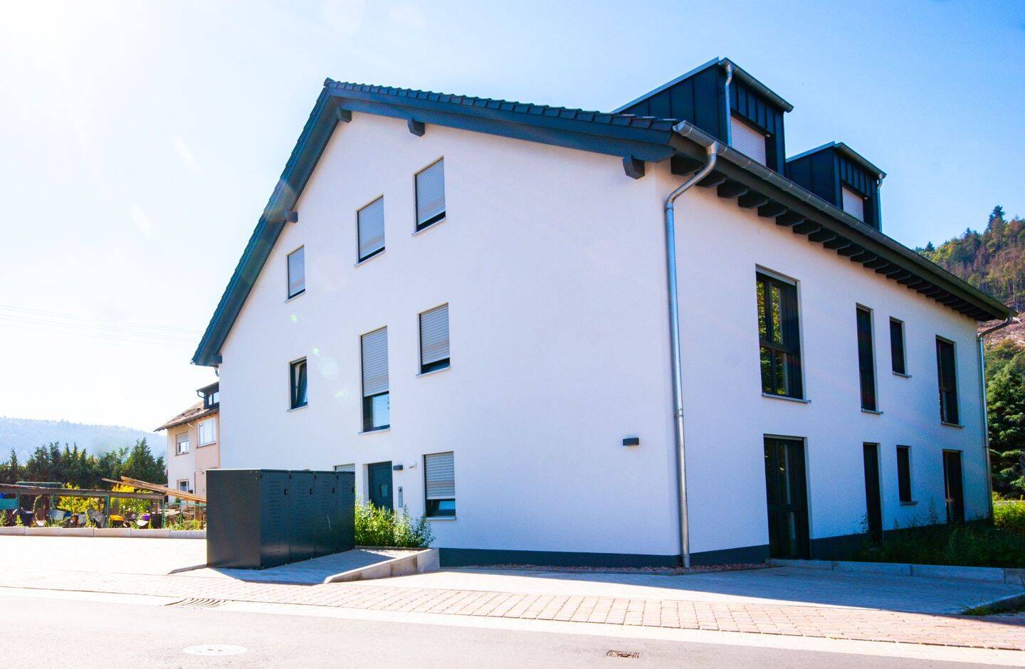 Immobilie in Faulbach - +++ 2 LUXUS Wohnungen: Rendite-Paket zwischen Spessart und Main +++ - Bild 1