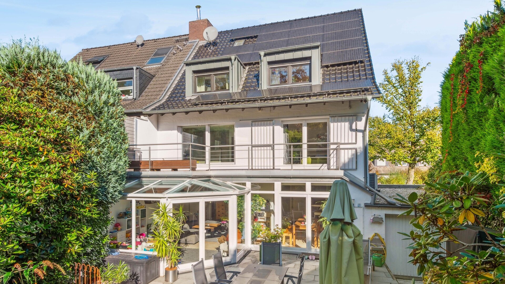 Doppelhaushälfte zum Kauf 795.000 € 8 Zimmer 253 m²<br/>Wohnfläche 480 m²<br/>Grundstück 01.04.2025<br/>Verfügbarkeit Steele Essen 45276