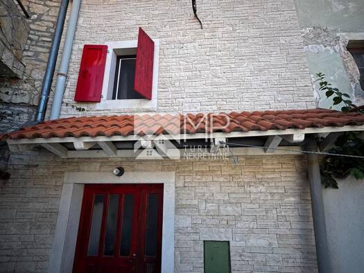 Reihenmittelhaus zum Kauf 190.000 € 4 Zimmer 90 m² Grundstück Ližnjan 52204