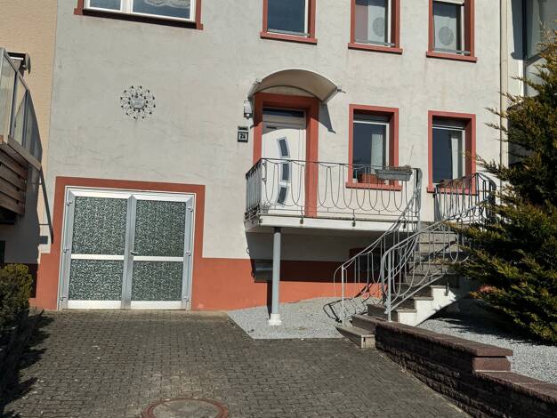 Mehrfamilienhaus zum Kauf als Kapitalanlage geeignet 299.000 € 186 m² 376 m² Grundstück gartenfeldstrasse 24 Orscholz Mettlach 66693