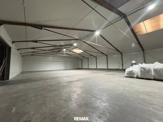 Lagerhalle zur Miete 3.000 € 500 m² Lagerfläche Parndorf 7111
