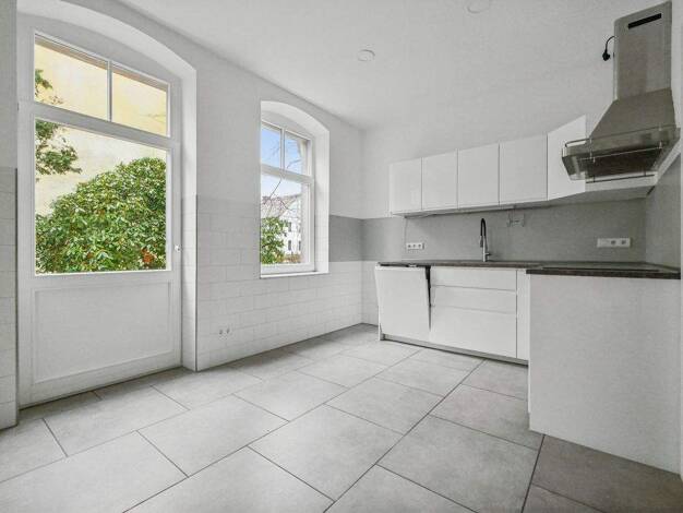 Wohnung zur Miete 845 € 4 Zimmer 119,8 m² EG Neustadt 01844