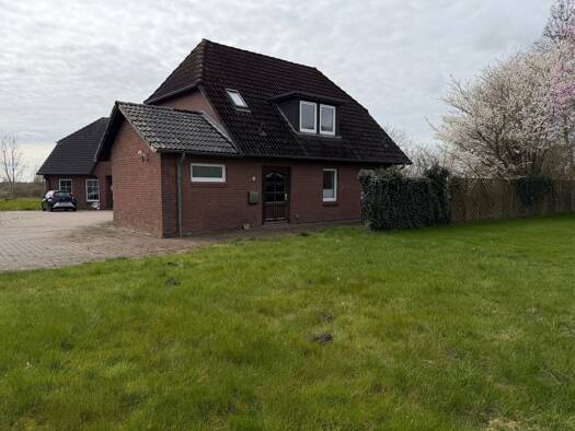 Einfamilienhaus zum Kauf 199.000 € 5 Zimmer 107 m² 1.026 m² Grundstück Winnert 25887