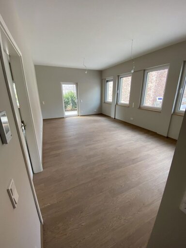 Wohnung zur Miete 910 € 2 Zimmer 68,8 m² EG frei ab sofort Seckenheim Mannheim 68239