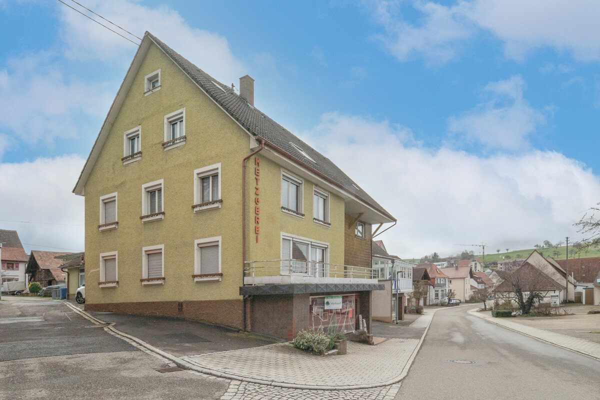 Haus zum Kauf 259.000 € 5 Zimmer 171,4 m²<br/>Wohnfläche 710 m²<br/>Grundstück Leipferdingen Geisingen / Leipferdingen 78187