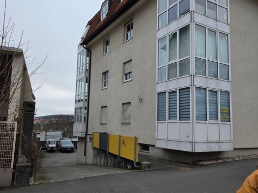 Wohnung zur Miete 290 € 2 Zimmer 48,3 m² Geschoss 1/3 frei ab 01.03.2026 Stadtmitte Plauen 08527