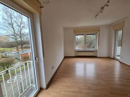Wohnung zur Miete 560 € 3 Zimmer 83 m² Geschoss -1/3 frei ab sofort Innenstadt Pirmasens 66955