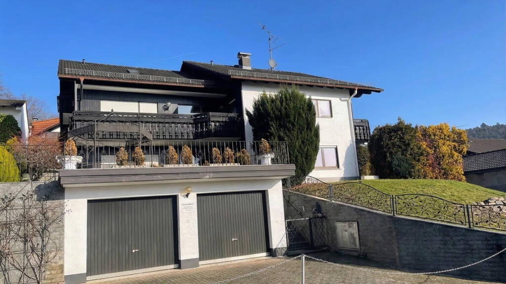 Haus zum Kauf 476.000 € 9 Zimmer 357 m² 864 m² Grundstück Sandbach Breuberg / Sandbach 64747