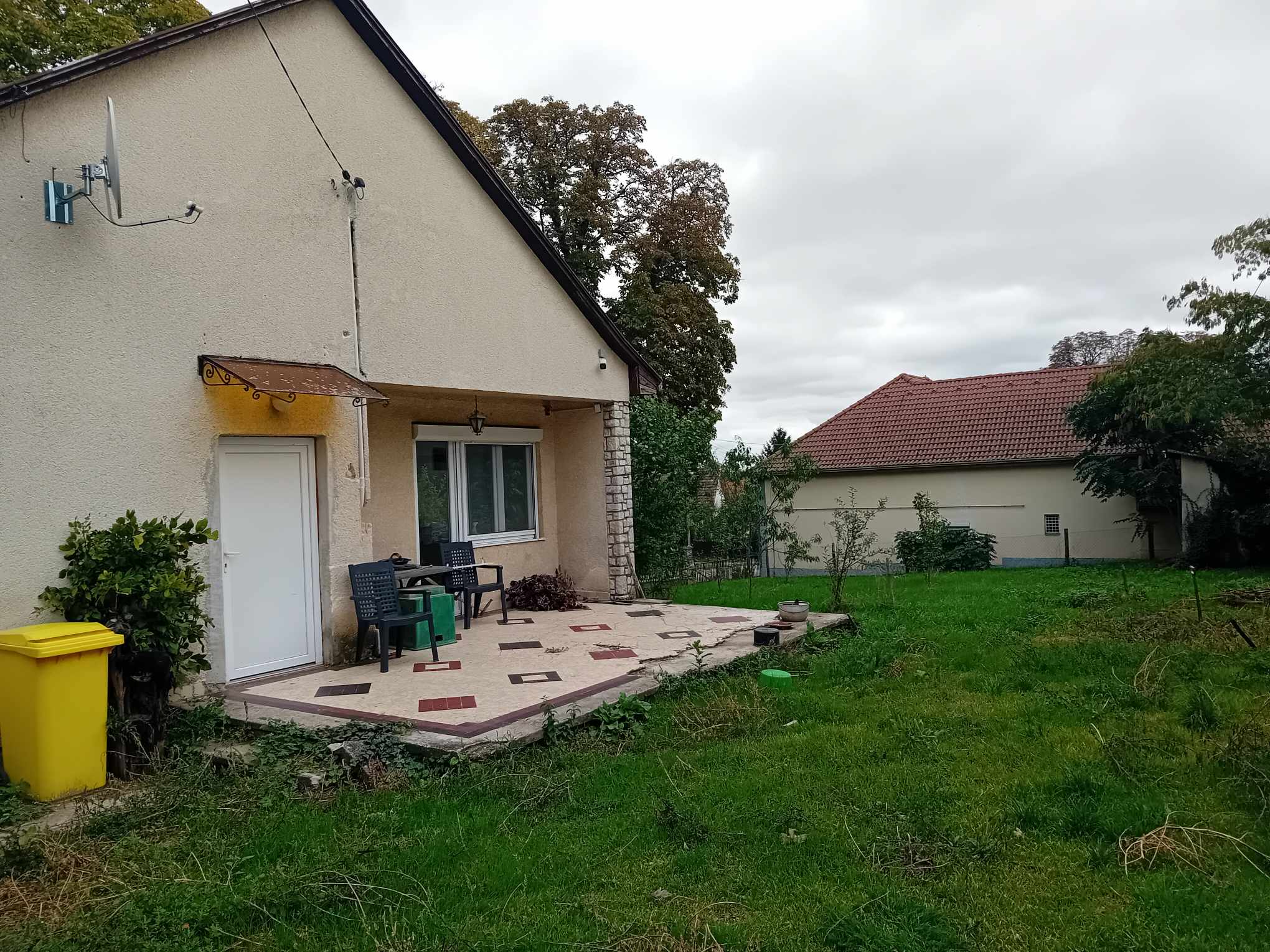 Einfamilienhaus zum Kauf 70.000 € 3 Zimmer 144 m²<br/>Wohnfläche 692 m²<br/>Grundstück ab sofort<br/>Verfügbarkeit Karád