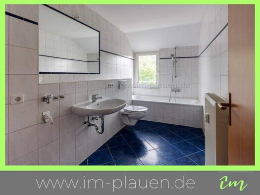 Wohnung zum Kauf 62.500 € 3 Zimmer 72,1 m² 4. Geschoss Straßberger Straße 94 Stadtmitte Plauen 08527