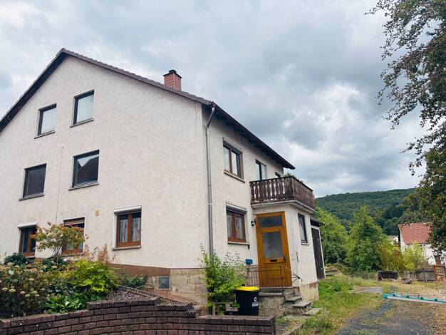 Einfamilienhaus zum Kauf 139.000 € 8 Zimmer 152 m² 295 m² Grundstück Haselbach Bischofsheim a.d.Rhön 97653