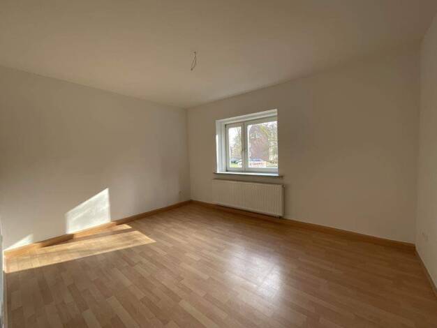 Wohnung zur Miete 479 € 3 Zimmer 64,2 m² EG Ernst-Moritz-Arndt-Straße 11 Bant Wilhelmshaven 26389