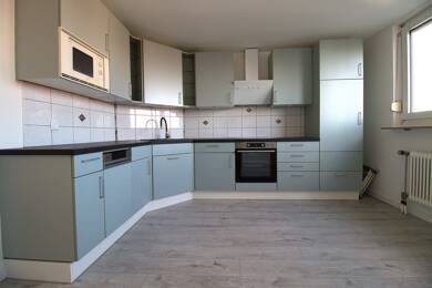 Wohnung zur Miete 910 € 2 Zimmer 70 m² 4. Geschoss frei ab sofort Altenberg Oberasbach 90522
