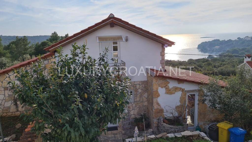 Haus zum Kauf 320.000 € 4 Zimmer 170 m² Makadamski put Solta