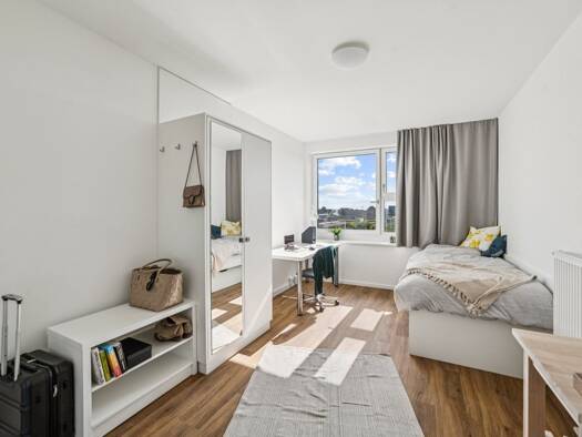 WG-Zimmer zur Miete - Erstbezug 504 € 15 m² frei ab sofort Hebebrandstraße 2 Barmbek-Nord Hamburg 22297