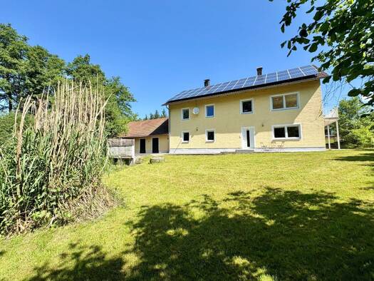 Mehrfamilienhaus zum Kauf 445.000 € 8 Zimmer 210 m² 4.185 m² Grundstück Tiefendobl Schöllnach 94508