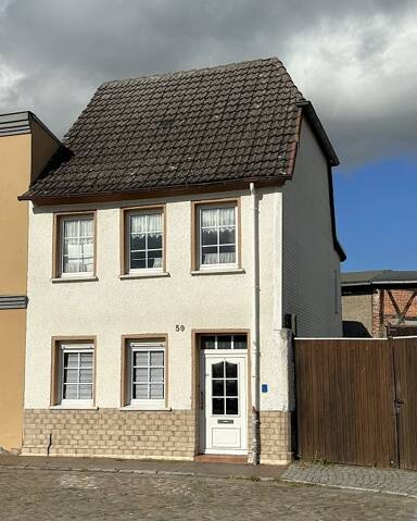Haus zum Kauf 99.000 € 4 Zimmer 108 m² 119 m² Grundstück Nördliche Ringstr. 59 Teterow Teterow 17166