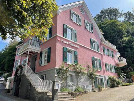 Hotel zum Kauf 1.590.000 € 12 Zimmer 500 m² Gastrofläche 655 m² Grundstück Badenweiler Badenweiler 79410