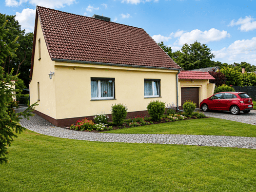 Einfamilienhaus zum Kauf 229.000 € 5 Zimmer 95 m² 2.950 m² Grundstück Fürstenwalde Fürstenwalde/Spree 15517