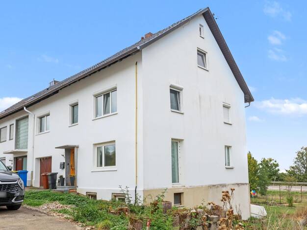 Doppelhaushälfte zum Kauf 298.000 € 6 Zimmer 157 m² 479 m² Grundstück Worndorf Neuhausen ob Eck 78579