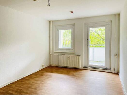 Wohnung zur Miete 243 € 1 Zimmer 31,6 m² 2. Geschoss Lowetscher Straße 31 Rieth Erfurt 99089