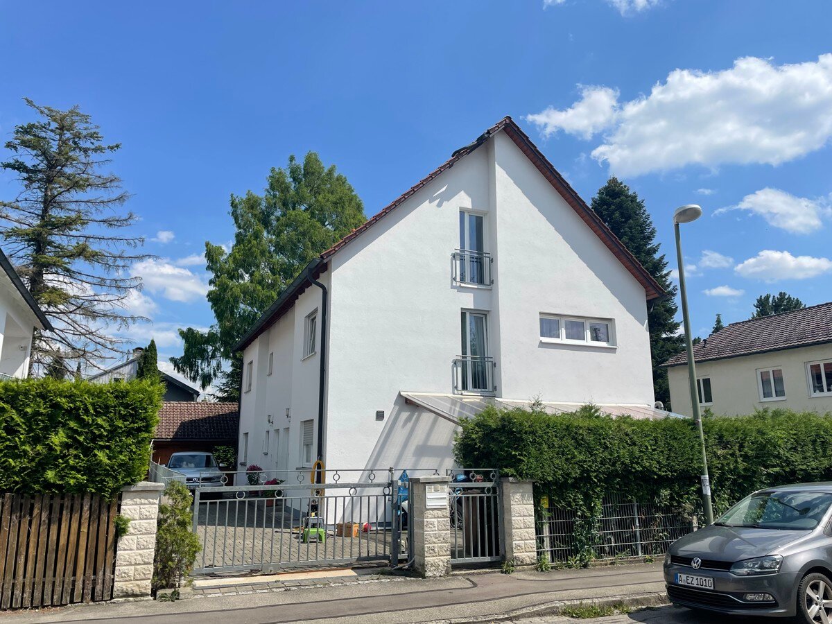 Doppelhaushälfte zum Kauf 829.000 € 5 Zimmer 130,8 m²<br/>Wohnfläche 292 m²<br/>Grundstück ab sofort<br/>Verfügbarkeit Anton-Günther-Straße 15 A Göggingen - Nordost Augsburg 86199