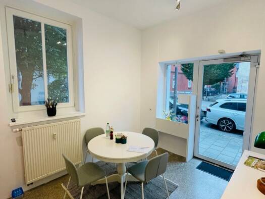 Laden zur Miete 26,50 € Asamstraße 1 Au-Haidhausen München 81541