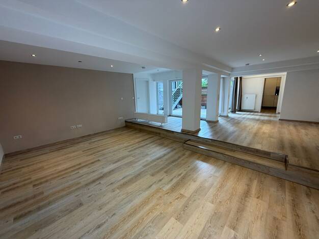 Wohnung zur Miete 850 € 2,5 Zimmer 110 m² Innenstadt Dinslaken 46535