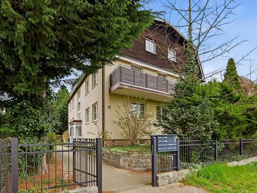 Haus zum Kauf 1.300.000 € 10 Zimmer 340 m² 863 m² Grundstück Blankenburg Berlin 13129