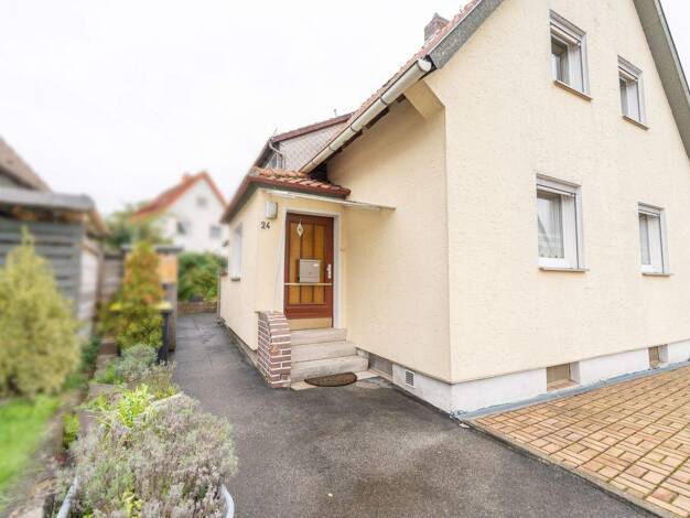Mehrfamilienhaus zum Kauf 235.000 € 6 Zimmer 185 m² 402 m² Grundstück Neustadt Neustadt bei Coburg 96465