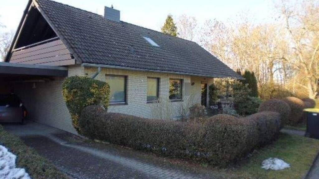 Einfamilienhaus zum Kauf 890.000 € 6 Zimmer 290 m² 1.228 m² Grundstück frei ab 01.06.2026 Nikolausberg Göttingen 37077