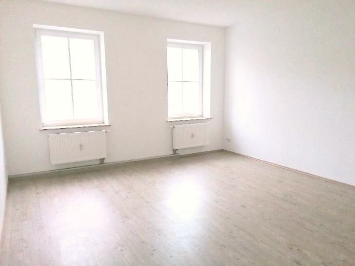 Wohnung zur Miete 650 € 4 Zimmer 106 m²<br/>Wohnfläche 2.<br/>Geschoss Lutherviertel 220 Chemnitz 09126