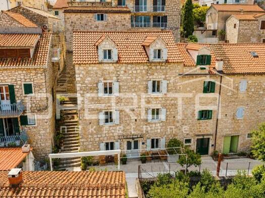 Wohnung zum Kauf 833.750 € 5 Zimmer 115 m² 2. Geschoss Hvar
