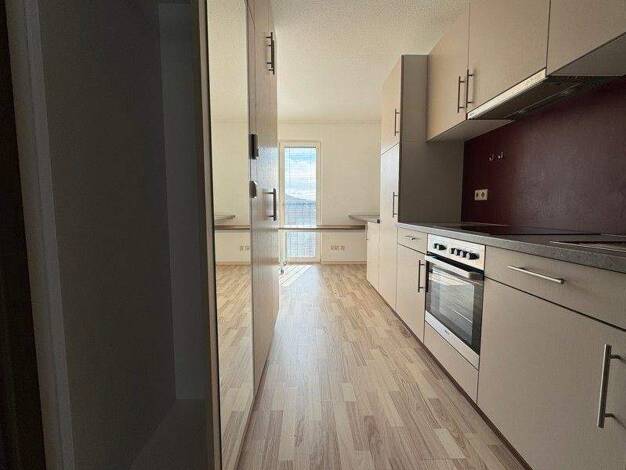 Studio zur Miete 571 € 1 Zimmer 25,6 m² 2. Geschoss frei ab 18.04.2026 Westbahnhofstraße 15 Süd Jena 07745