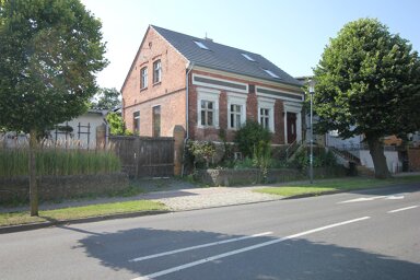 Einfamilienhaus zum Kauf 199.000 € 5 Zimmer 170 m² 600 m² Grundstück Altentreptow Altentreptow 17087