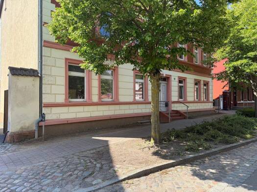 Wohnung zur Miete 675 € 3 Zimmer 64 m² 1. Geschoss frei ab sofort Jarmen Jarmen 17126