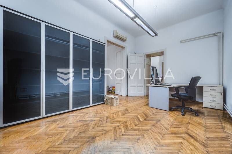 Wohnung zum Kauf 270.000 € 3 Zimmer 92 m²<br/>Wohnfläche Mrazoviceva Donji grad 10000