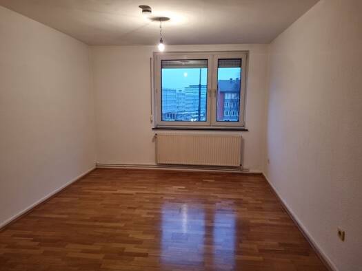 Wohnung zur Miete 510 € 3 Zimmer 64 m² 2. Geschoss Mitte Mitte 34117